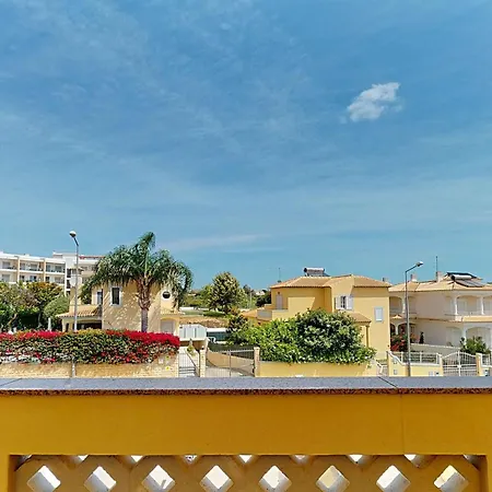 Vivenda V3 Encantadora Em