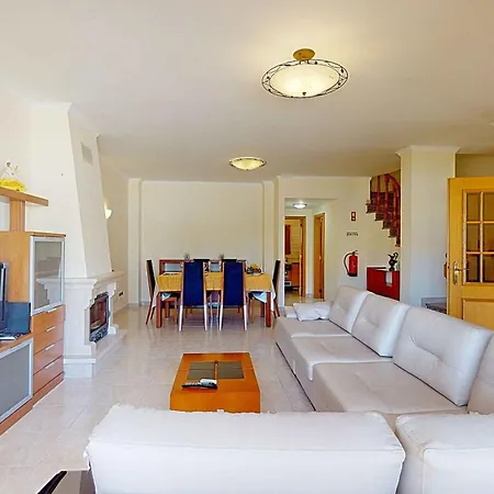Vivenda V3 Encantadora Em Villa